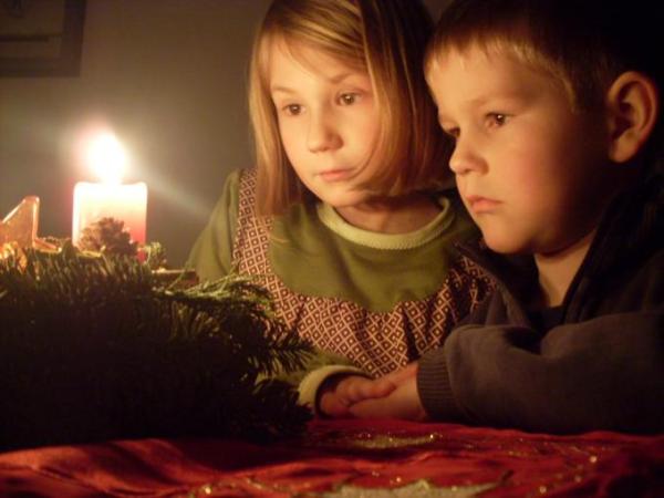 Bild zu Weihnachtsfoto - Alleinerziehend - Forum für alleinerziehende Eltern