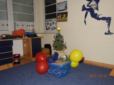 Bild zu Weihnachtsaum kreativ - Alleinerziehend - Forum für alleinerziehende Eltern
