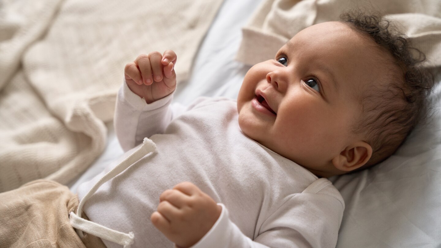 Baby liegt