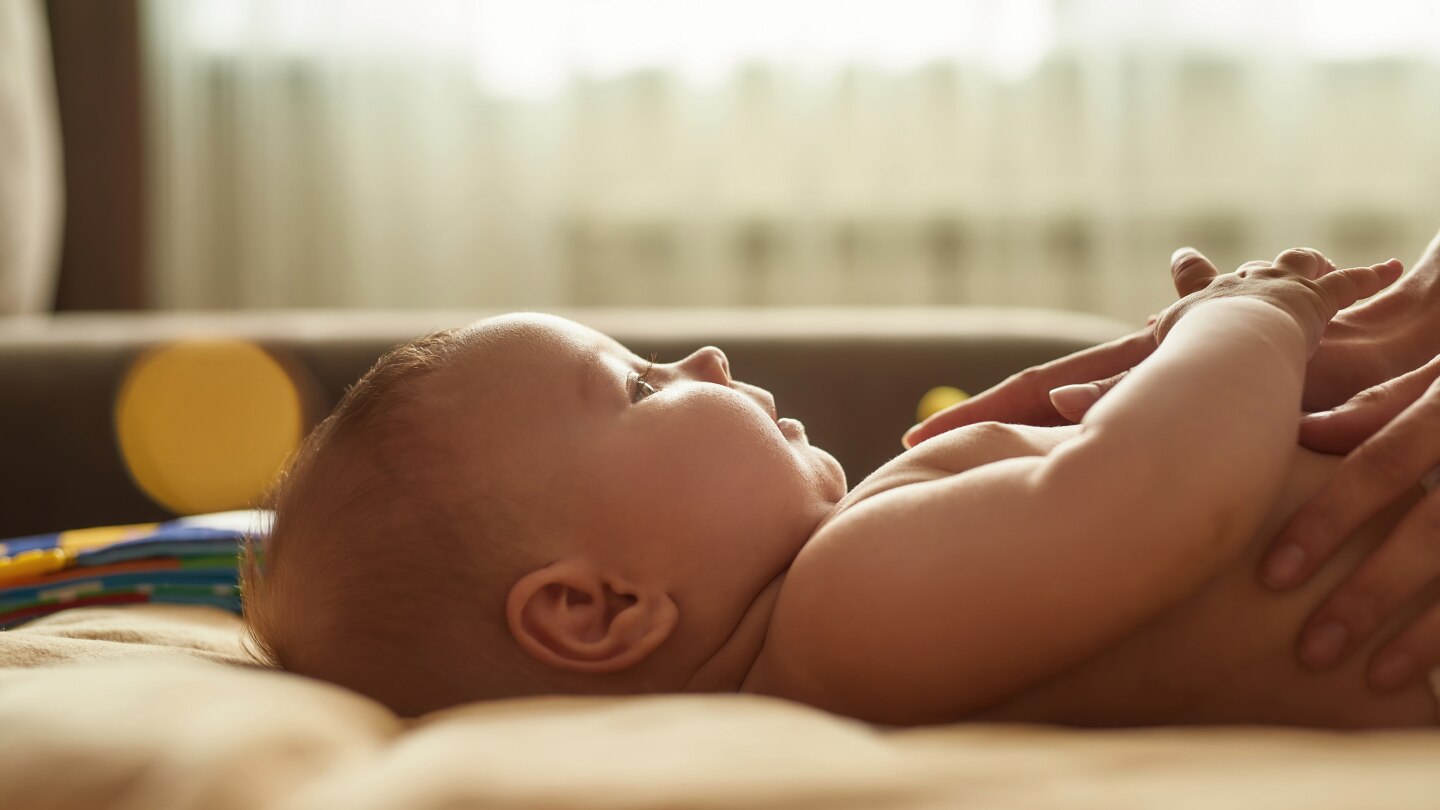 Tactile contact with mother is vital since early childhood