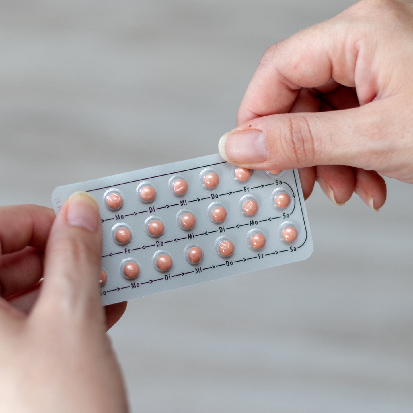 packung an pinken pillen