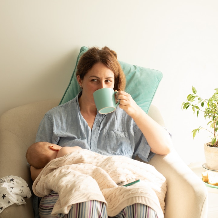 Woman drink tea