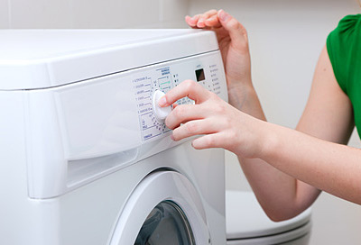 Sauber - auch die Waschmaschine 
verträgt einen Putzgang