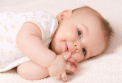 Zahngesundheit: Knirschen bei Babys ist nicht schlimm