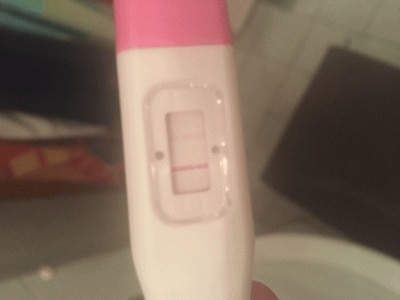 Bild zu Test leicht positiv.. Was meint ihr? - Kinderwunsch - was tun, um schwanger zu werden?